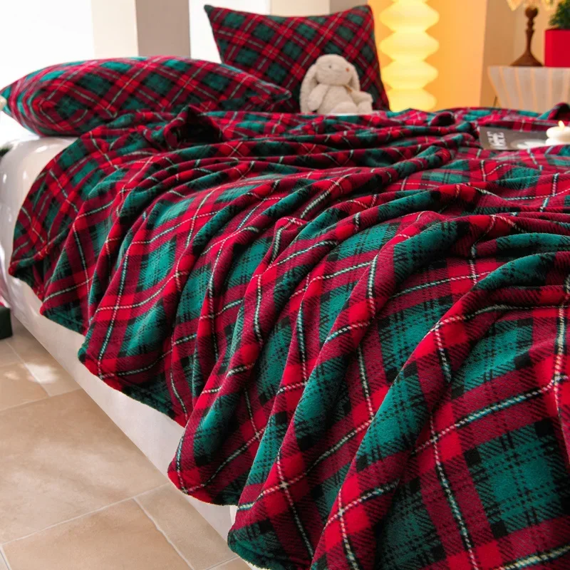 Hot Sale Christmas Flannel Single Double Blanket Fall and Winter Warmth Sofa Blankets for Throw Cozy Warm Bed Sheet Home Decor