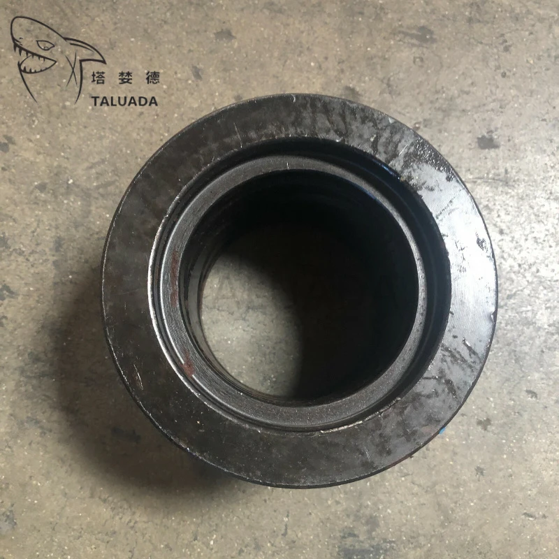 yn12b01943p1-yn12b02285p1-pour-kobelco-sk210-8-sk200-8-bushing