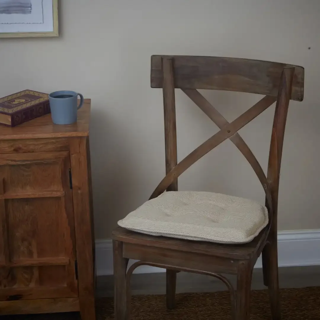 

Набор из 4 нескользящих подушек для стульев Venus, чехлы на сиденья с захватом 15x16 дюймов для столовой, кухни, патио и офиса