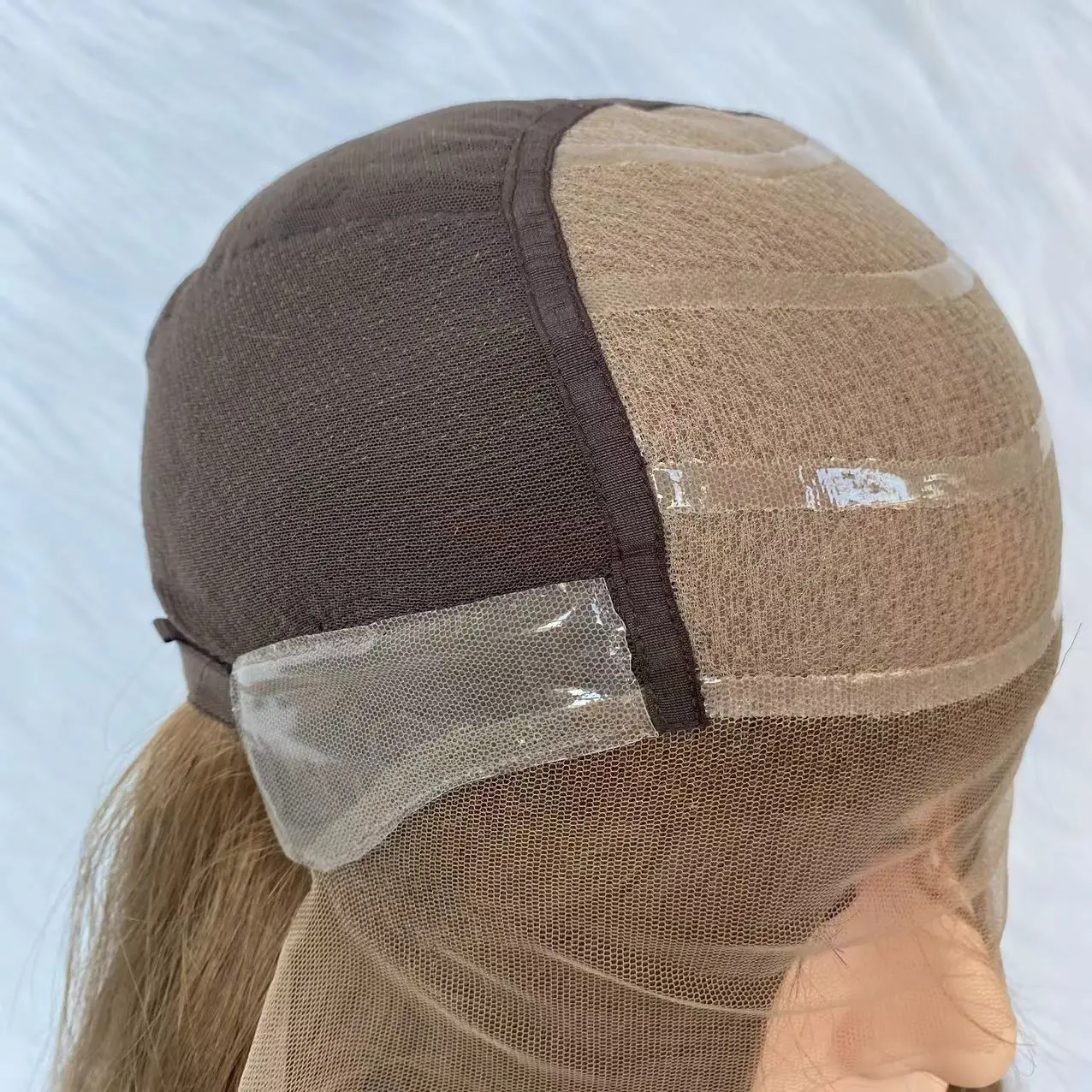 

Silk Top Hand-tied Full Lace Dark Brown Highlight Blonde Colors Medical Wig For Alopecia Women Patients