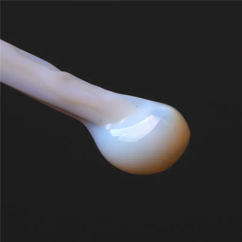 柔らかく低刺激性の接着剤で、長持ちし、強力な接着性があり、塗布が簡単で、敏感な目に適しています。プロのギフト