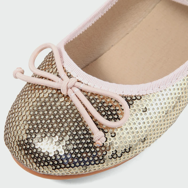 Zapatos de lentejuelas de la princesa Ariel para niña, Sandalias planas brillantes para fiesta de sirena, zapatos de cuero informales para niños, 2024