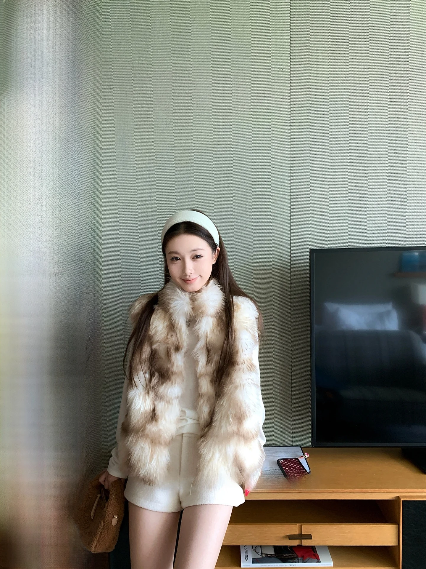 

Cloud-like Young Sle Women's Vest Eco-friendly Faux Fur Warmth Casual Loose Fit Polyester Inner Thiened No-sve Coat