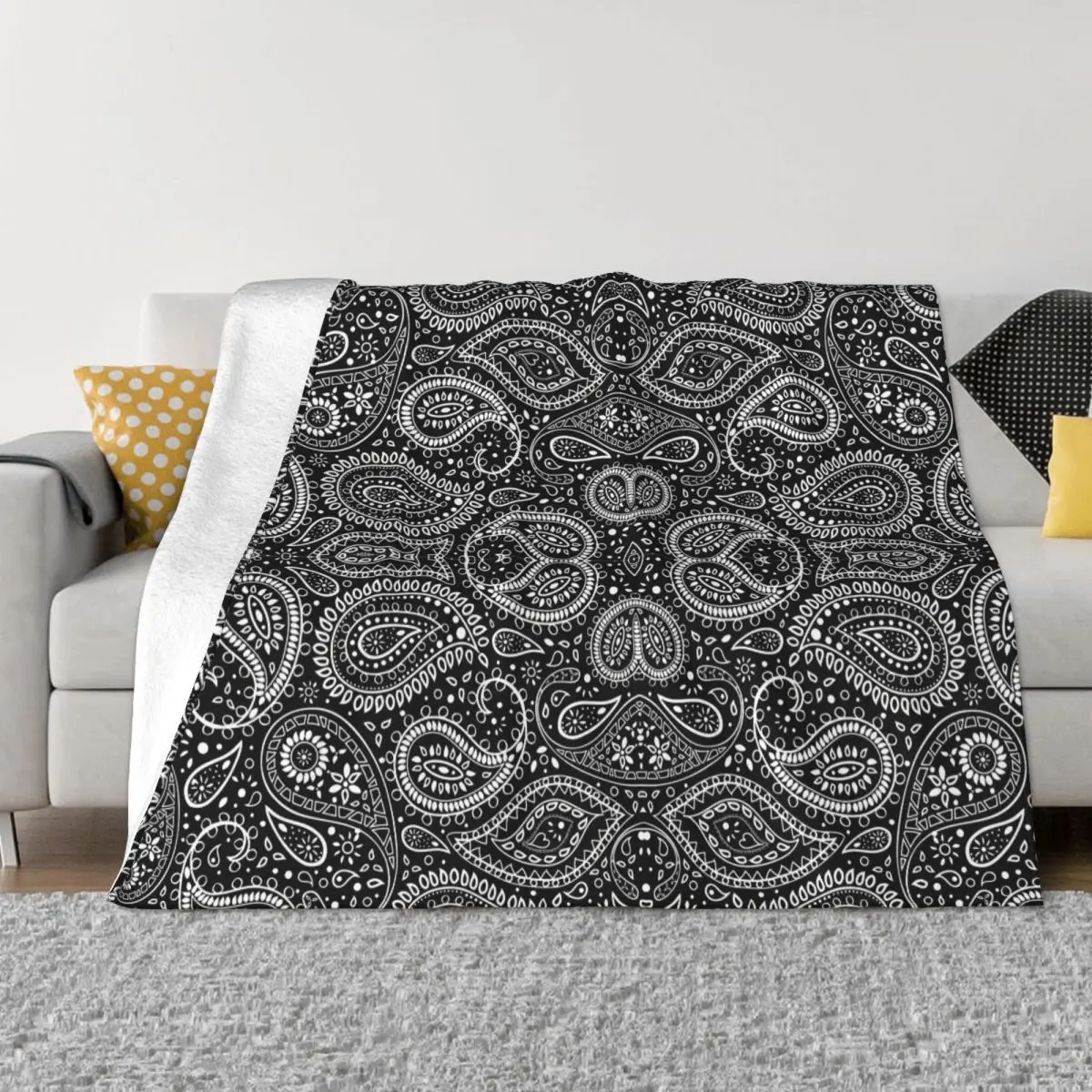 Black And White Paisley Chicano Blanket Flannel Spring Autumn White Warm Throws For Winter Bedding