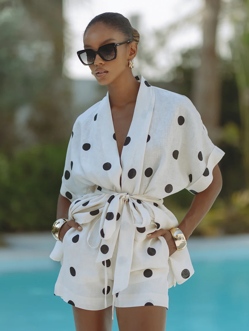 Marthaqiqi Casual Ladies Sleepwear Set Sexy V-Neck Robe Short Sleeve Nightwear Lace Up Nightgown Shorts Loose Female Pajama Suit