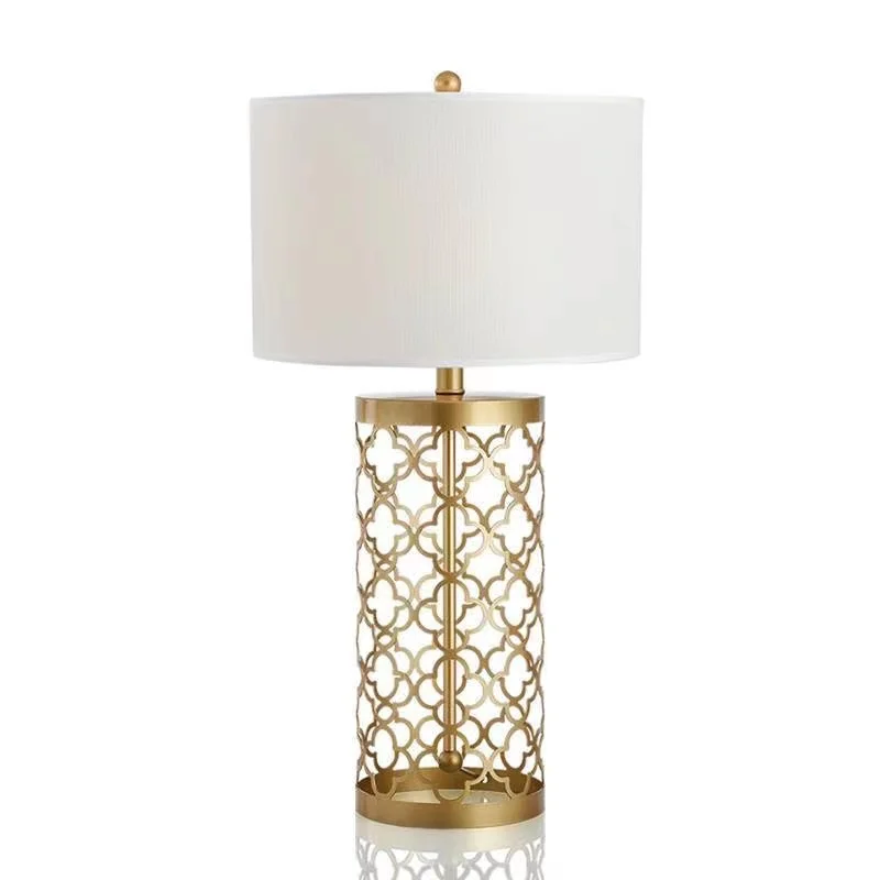 

New Creative Restaurant Bedroom Decorative Table Lamp Metal Base Fabric Lampshade Nordic Modern Table Lamp