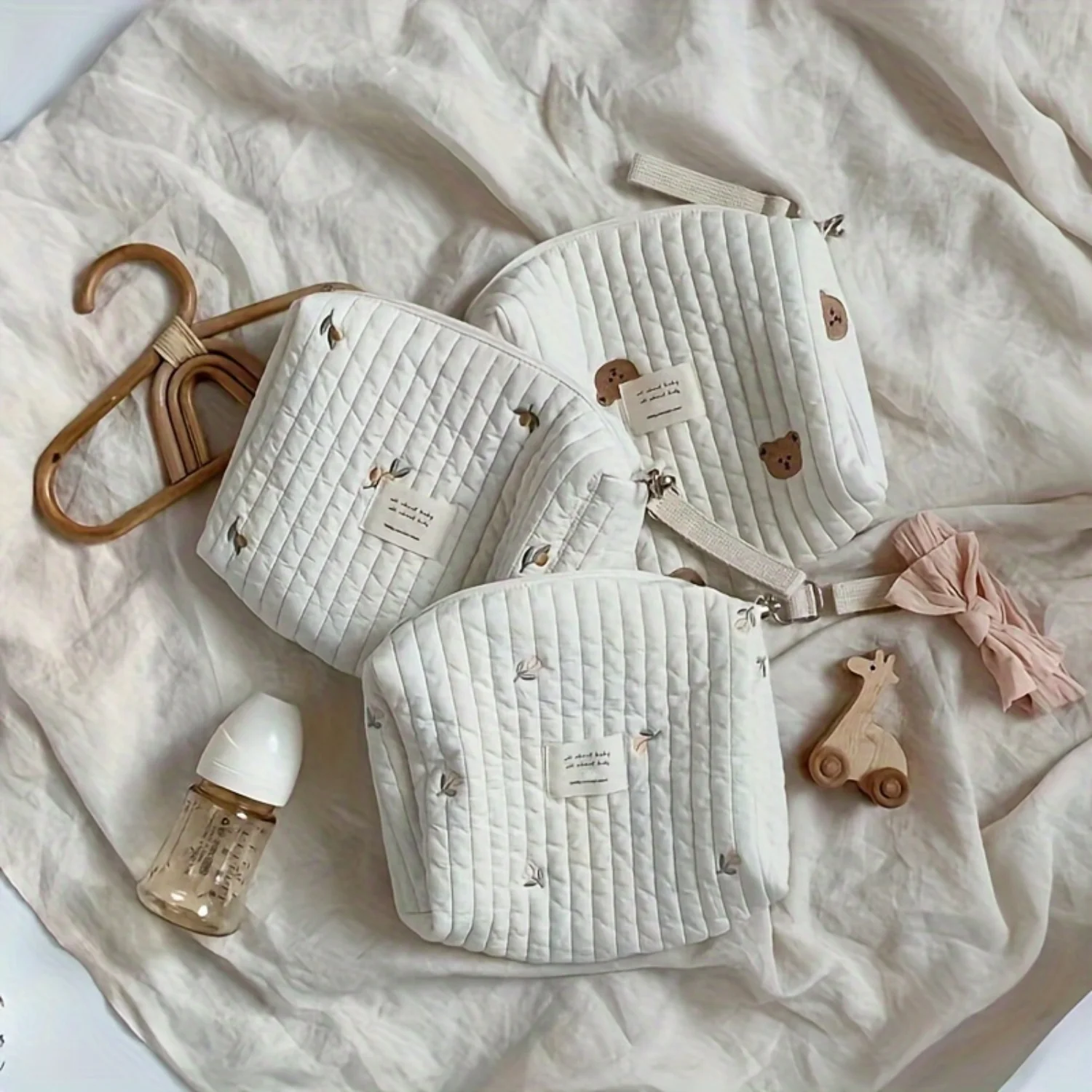 Stylish Stripe Diaper Bag with Wet/Dry Compartments – Portable & Versatile Nappy Organizer for Smart Parents - Stay Organized