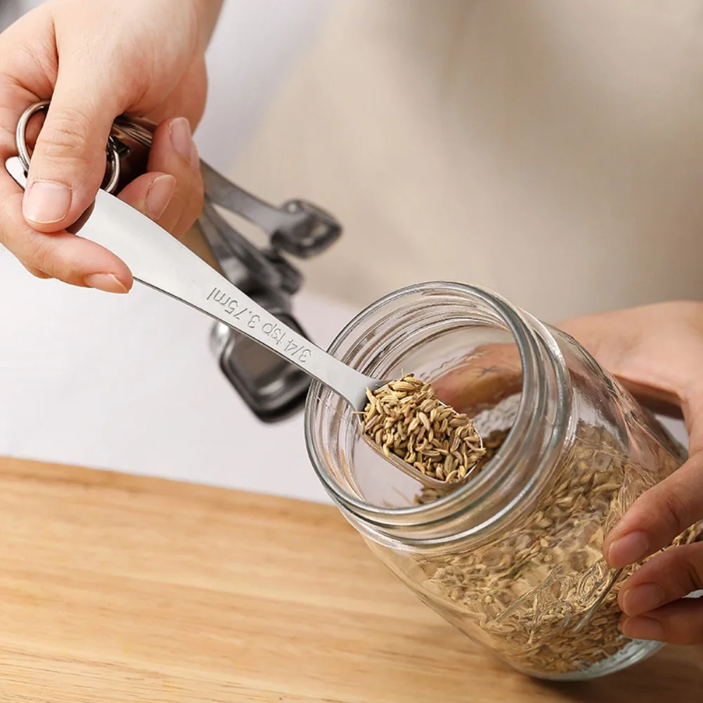 

7pcs Stainless Steel Measuring Spoon Set Graduated Square Shaped Teaspoon with Storage Ring Corrosion-resistant Seasoning Spoon