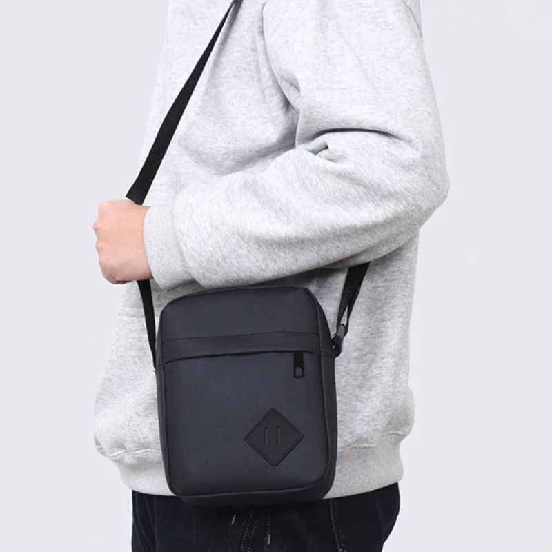 Trendy Stylish Multi-Color Crossbody Bag Adjustable-Strap Lightweight for Daily Commute Functional Versatile Bag image 5