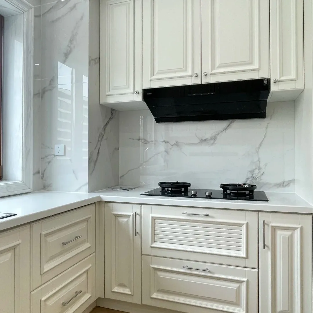 ％Latest Modern Minimalist French-Style Pine Wood Custom Cabinets Multi-Functional Water Resistant Wheels Custom Color Home Hotel