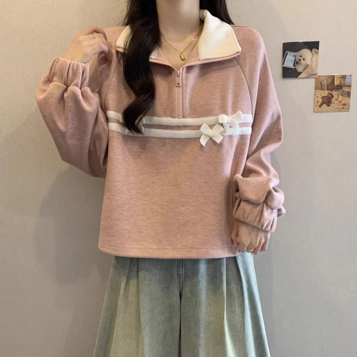 

Korean style spicy girl pink semi open neck zipper sweatshirt spring and autumn new women's cute bow long sleeved pullover top