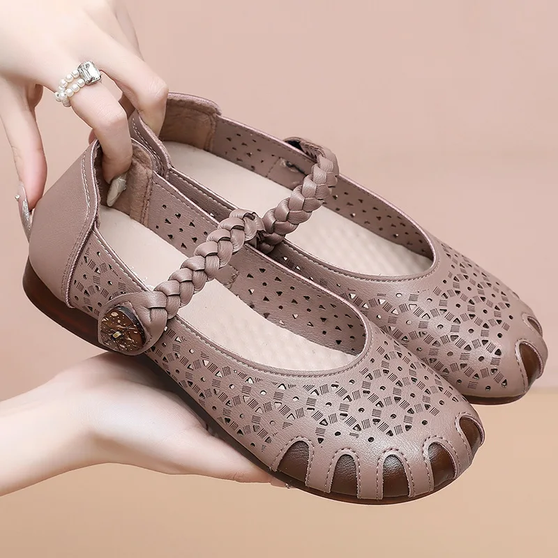 2026 Summer Soft Soled Mom's Shoes Sandals Hollow Out Hole Shoes Cowhide Bottom,Comfortable,Durable,Breathable Footwear ,As Gift