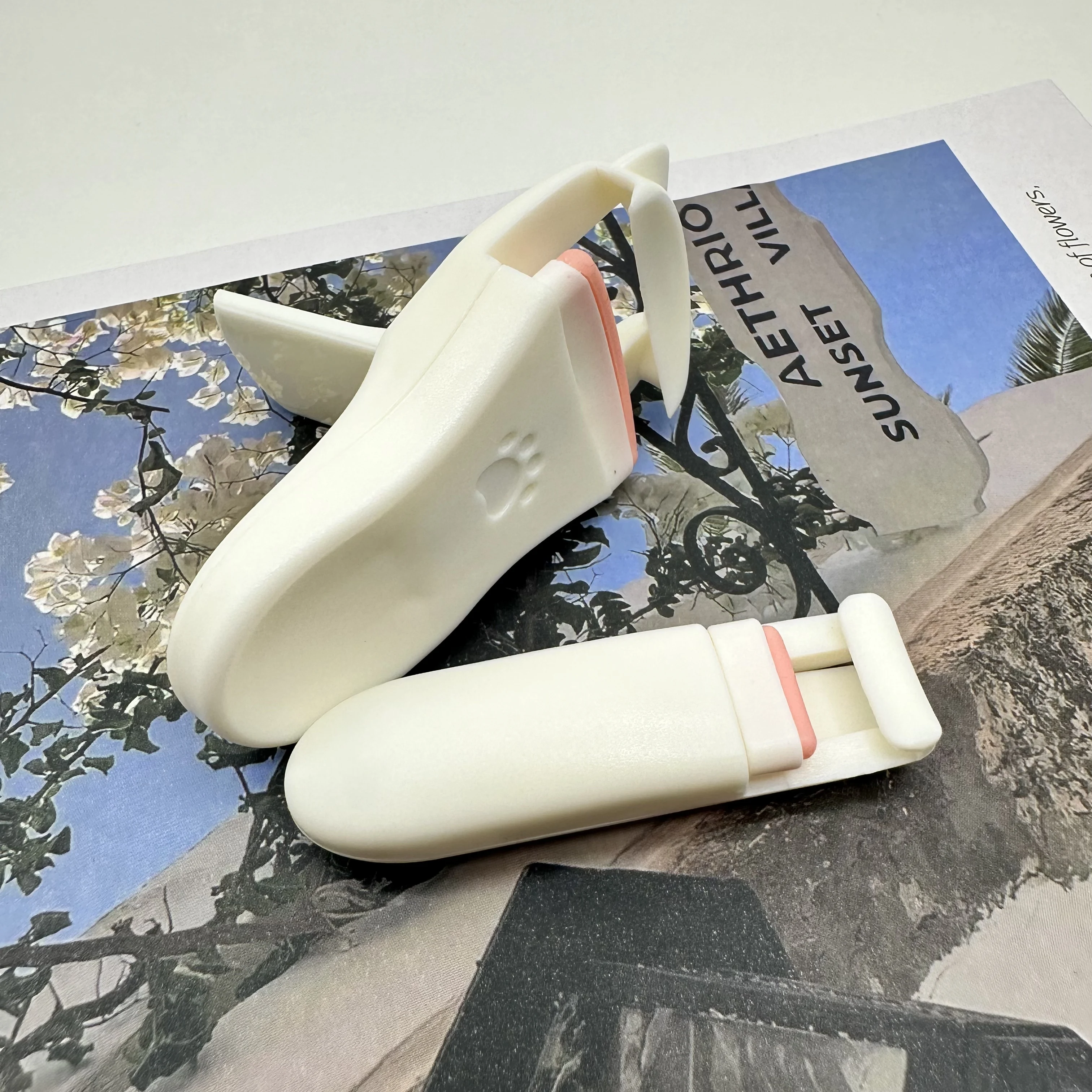 Commercio all'ingrosso 2 pezzi set di bigodini per ciglia con artiglio di gatto più strumento di accessori per il trucco delle donne di lunga durata grandangolare adatto a tutte le forme di ciglia