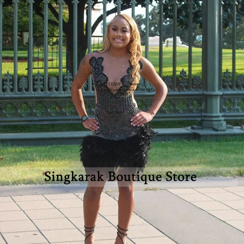 Diamond Feather Prom Dresses 2026 Classic Crystal Bodycon Homecoming Party Gowns Short Woman Dress Customized robe d'été femme