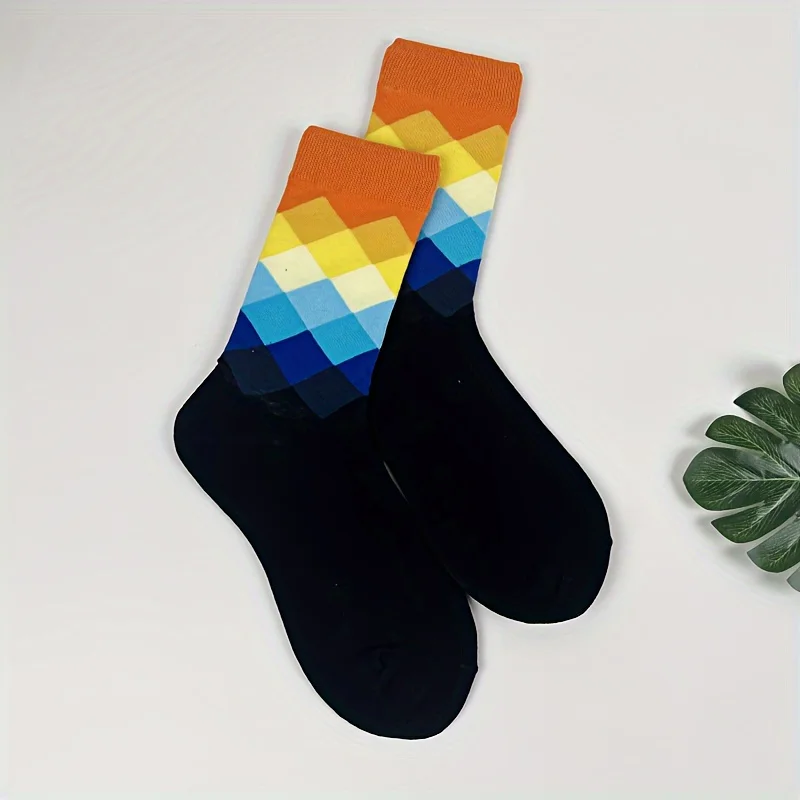 1 pair Men's Contrast Color Mid-Calf Socks ,Gradient Diamond Pattern Stylish Casual Socks