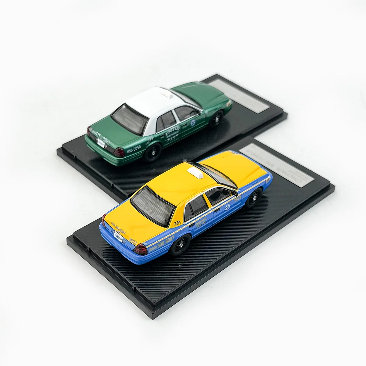 Rollin Diecast 1/64 Scale Toyota Crown Victoria New York Taxi Model Alloy Toyota Crown Toy Car Model Collection Display