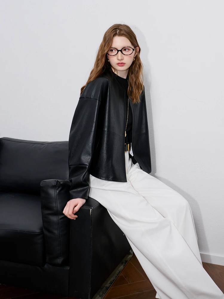 سترة جلدية سوداء من CHEERART Old Money Lichee الملمس للنساء معاطف جلدية قصيرة موضة خريف 2025 ملابس الخريف