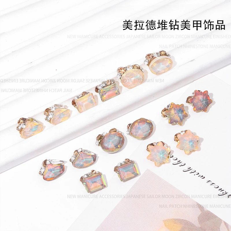 芸術的な3Dラインストーンのチャーム,マニキュアアクセサリー,冬の色,5個
