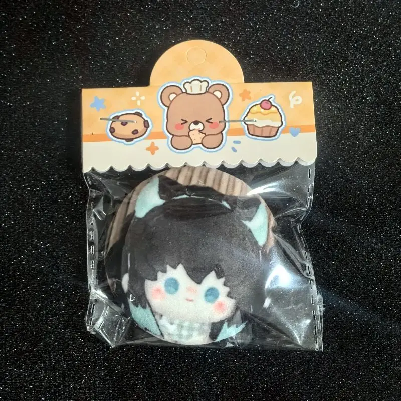 Demon Slayer Cartoon niedliche, bezaubernde Merchandise-Abzeichen, Plüsch-Pins, Schmetterling Shinobu, Muzan, Ichiro, Giyu, Tanjiro Brustpins – Detail 12