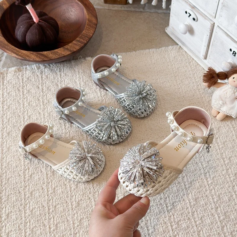 Breathable Girls Sandals Summer New Style Sport Shoes Soft Bottom Woven Head Cover Sandals Princess Style Beach Scene Suitable