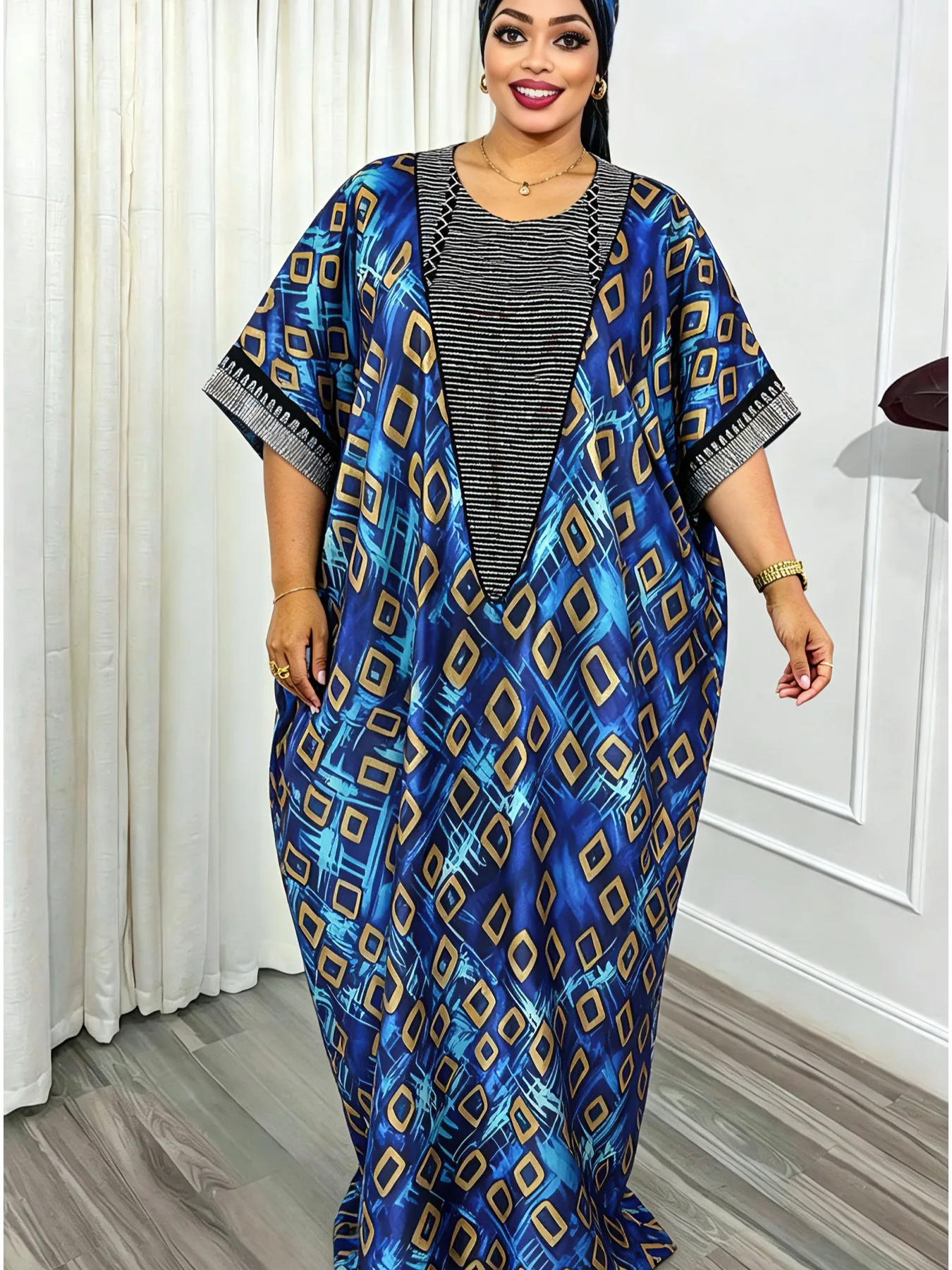 

Muslim Plus Size Abaya Traditional Printed Sequins Large Size Dress African Sequined Middle Eastern Long Robe With