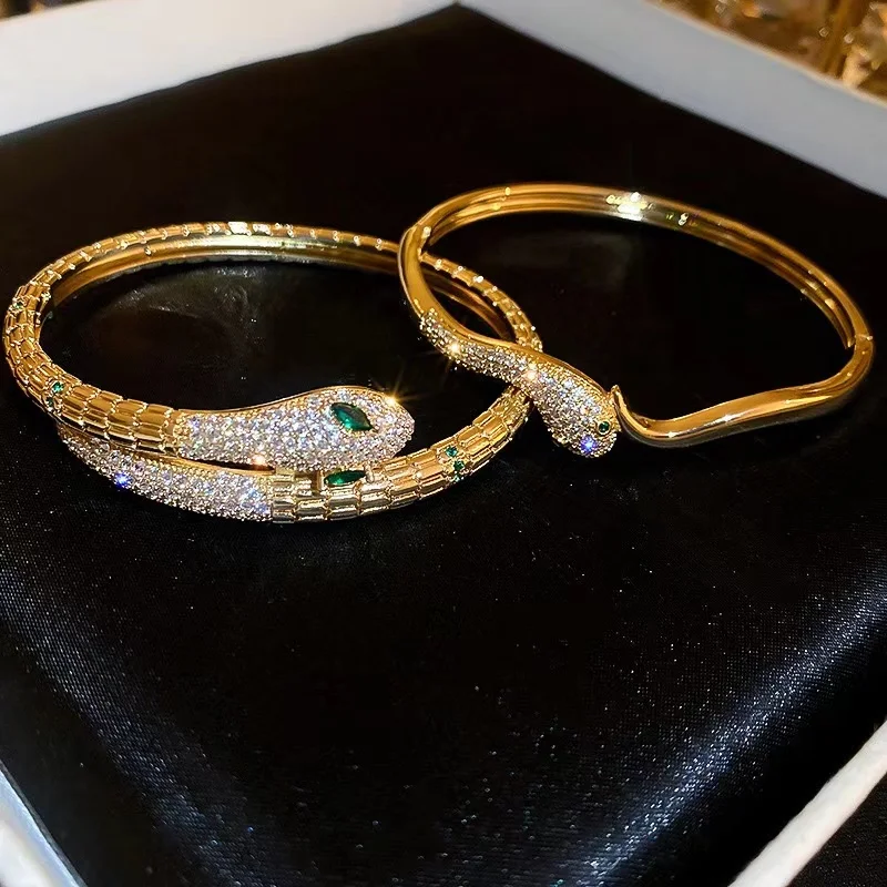

Snake Bangle color full circle opening design fashion hollowed out snake bone bracelet manufacturers wholesale