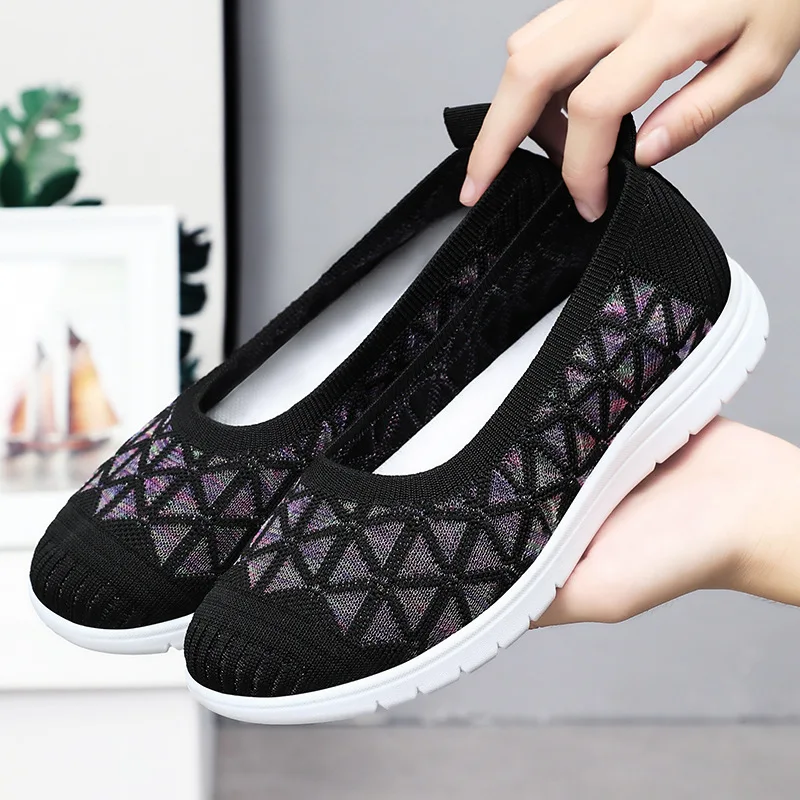 Zapatillas de deporte vulcanizadas de punto para mujer, zapatos informales a la moda, Tenis femeninos, color negro, 2024