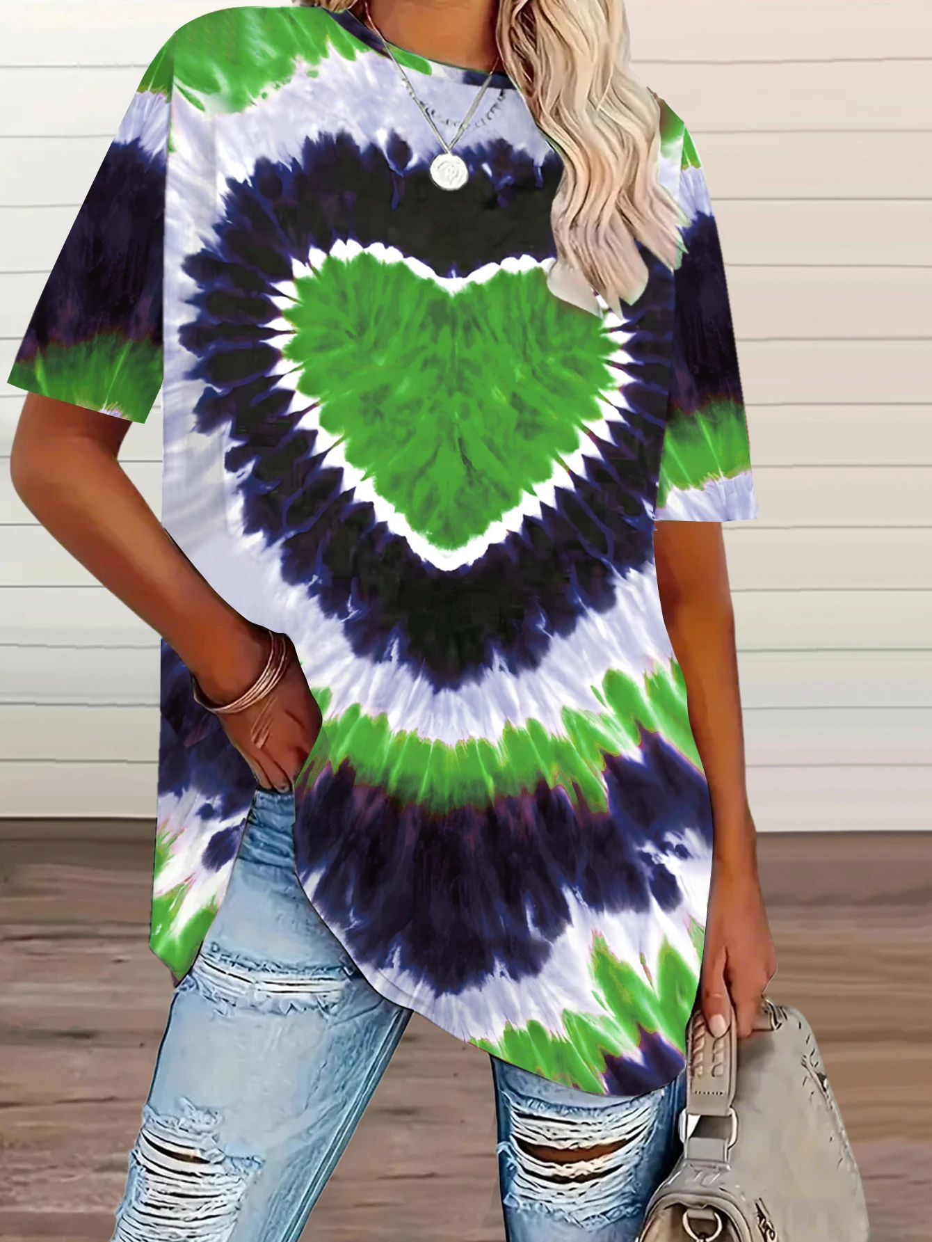 Plus size women tie-dye heart-printed T-shirt - green knitted short-sleeved top casual round neck T-shirt