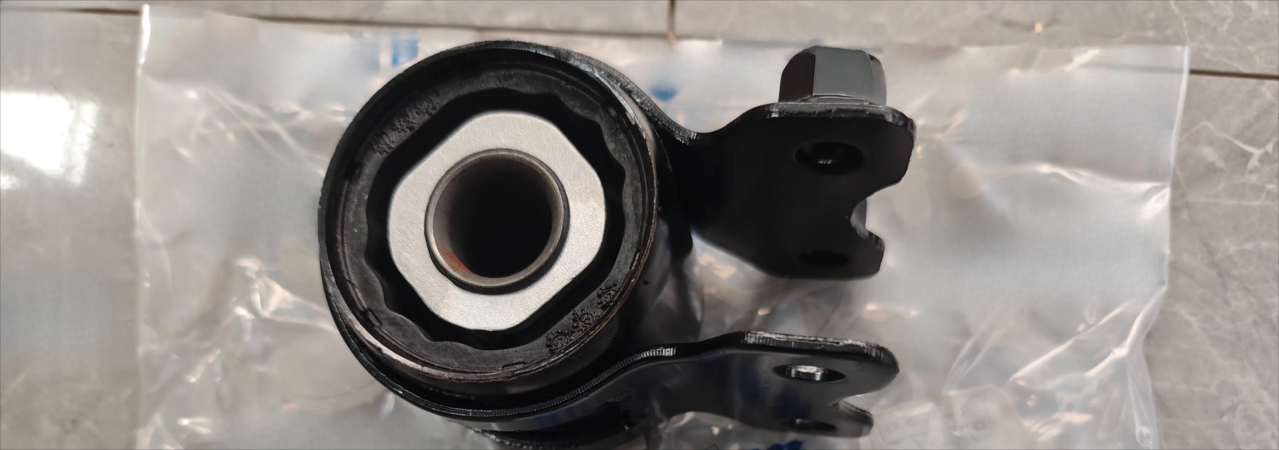 For ChangAn FORD Focus Original factory matching of swing arm hydraulic bushing
