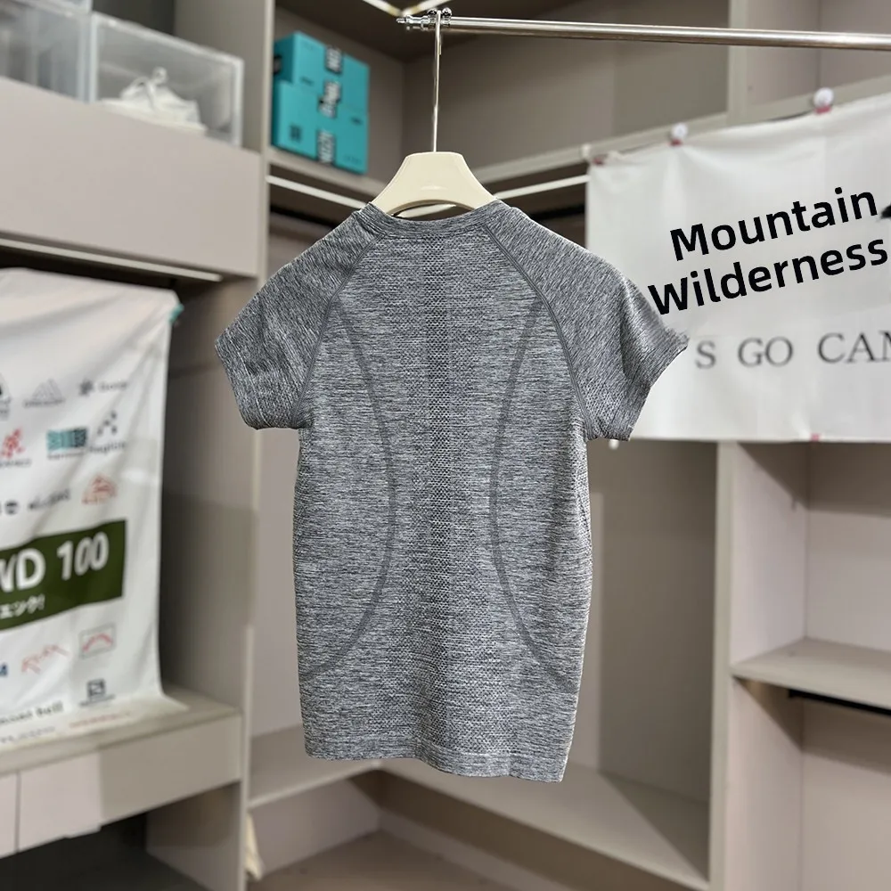 Women's Summer Outdoor Sports Casual Quick Dry Short Sleeve T-Shirt Laser Punching Seamless Tube Knit Standard Fit Polyester ...