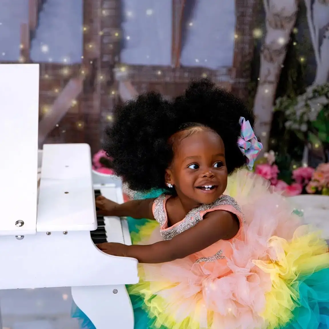 Abiti da festa di compleanno per bambini arcobaleno colorato Torta di perline Abiti da ragazza di fiori Abiti da ballo per bambini in tulle per matrimonio