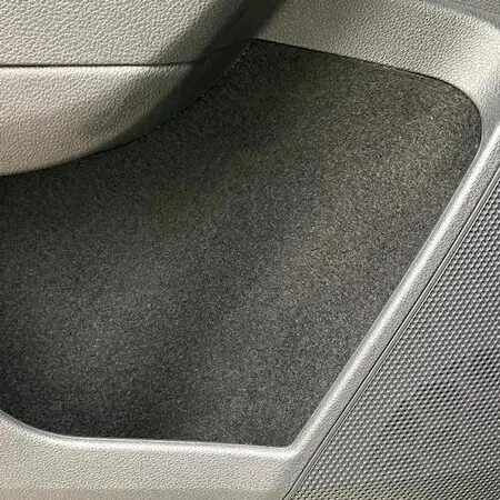 Skoda Karoq Ready Fabric Coating In-Car Accessory Insulation Effective Self-Adhesive Fabric Comfort Set Laser Cut