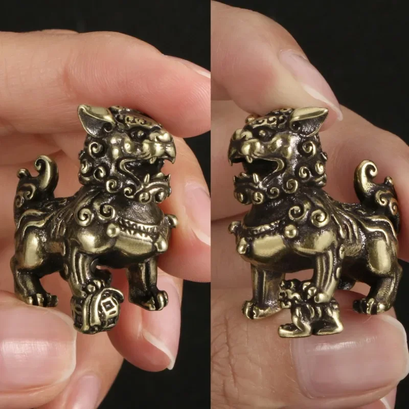 

1pair Brass Lion Ornaments Brass Antique Mini Lion Tea Pet Ornaments Home Tabletop Decorations Small Size