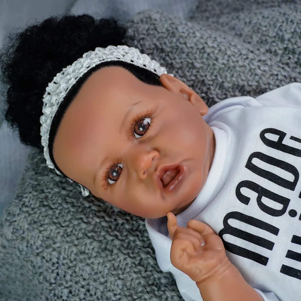 Levensechte pasgeboren babypoppen Realistische pasgeboren poppen met poseerlichamen Echte babypoppen en accessoires Cadeauspellen DIY-speelgoed