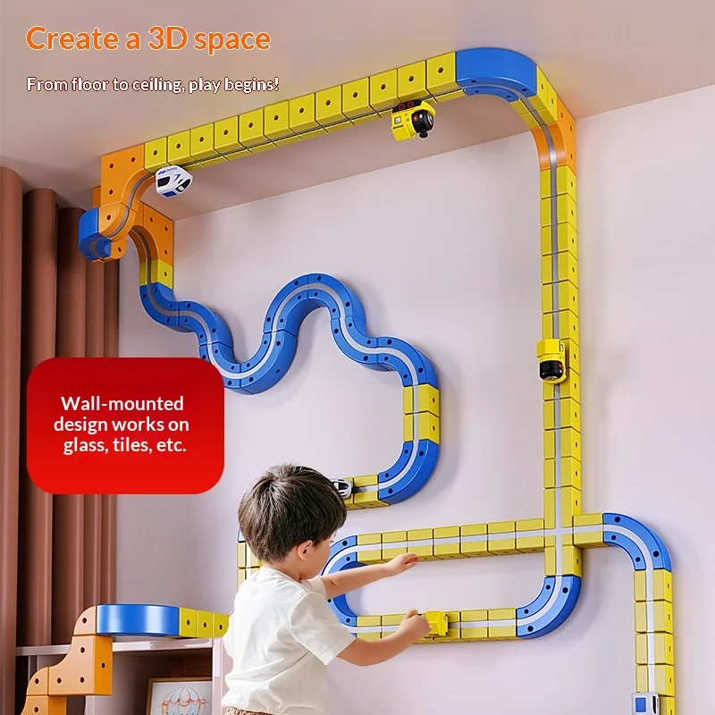 Set di binari per auto da corsa con stelo magnetico per auto di vendita caldo Treno motorizzato Montessori e labirinto a gravità Giocattolo regalo educativo per bambini