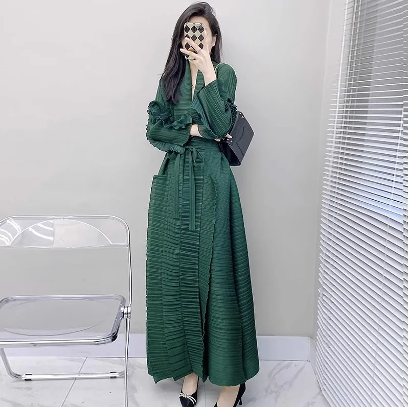 Miyake Pleated French Dress Long Sleeved 2024 Spring and Autumn Niche Design Feeling, Ruffled Edge Fluffy Skirt Long Skirt