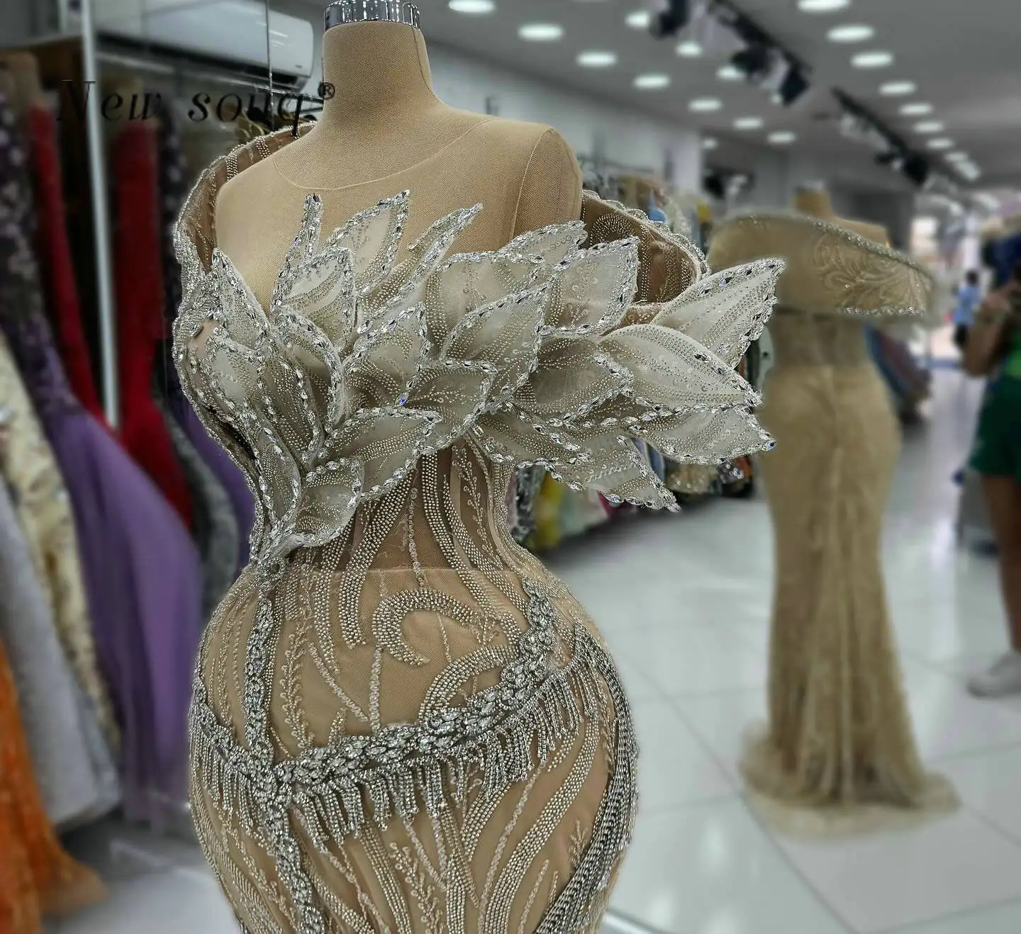 Arabic Dark Chamapgne Long Formal Mermaid Evening Dresses 3D Leaf Design Off Shoulder Crystal Tassels Women Wedding Party Gowns image 3