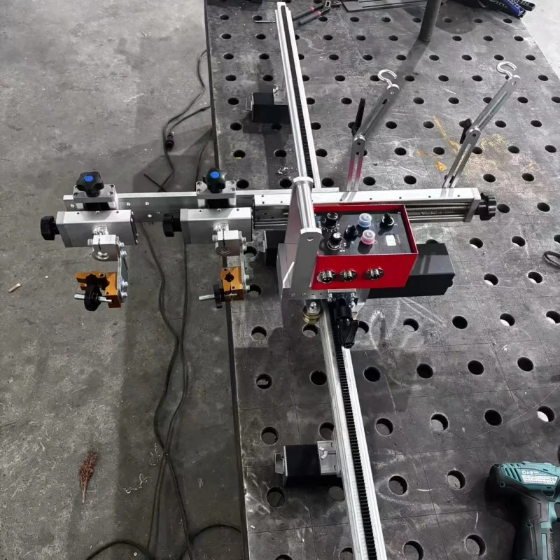 

KA-C1 Простой в установке автоматический портативный сварочный аппарат для труб Mig Сварочный трактор Автоматическое сварочное оборудование для трубопровода