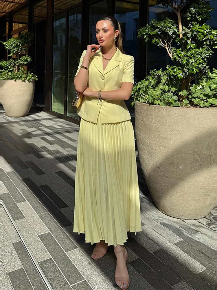 

Women's Pleated Skirts Suits Short Sleeve Turn-down Collar Slim Blazer Draped Skirt Fashion Female Office 2 Pieces Outfits