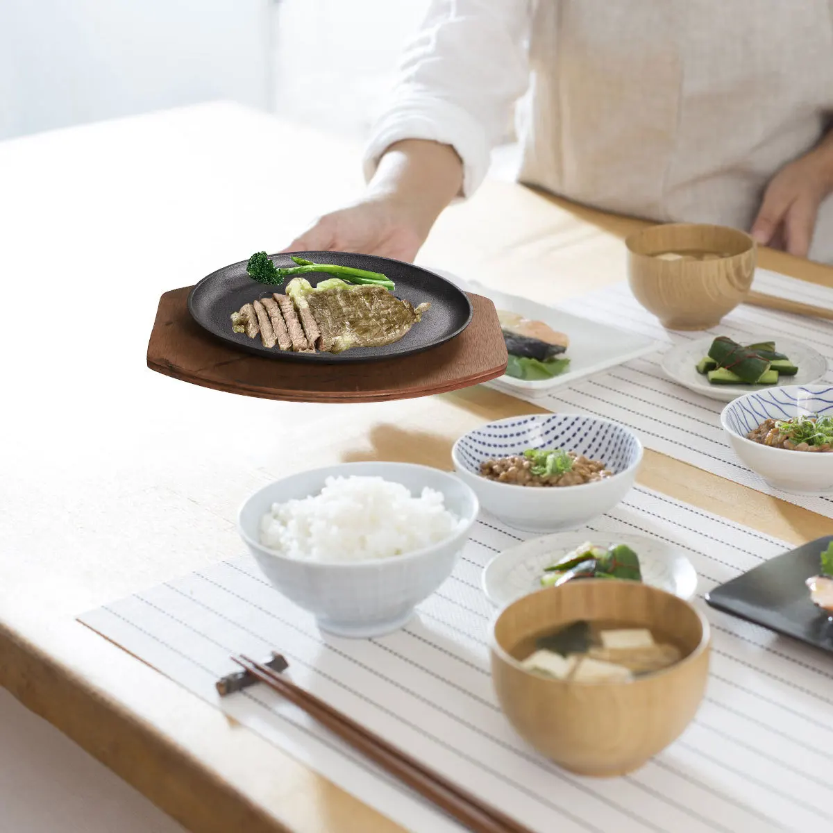 

Non-Stick Iron Frying For Home Kitchen Baking Plate Lightweight Portable Cooking Conduction Grill Pan Steak