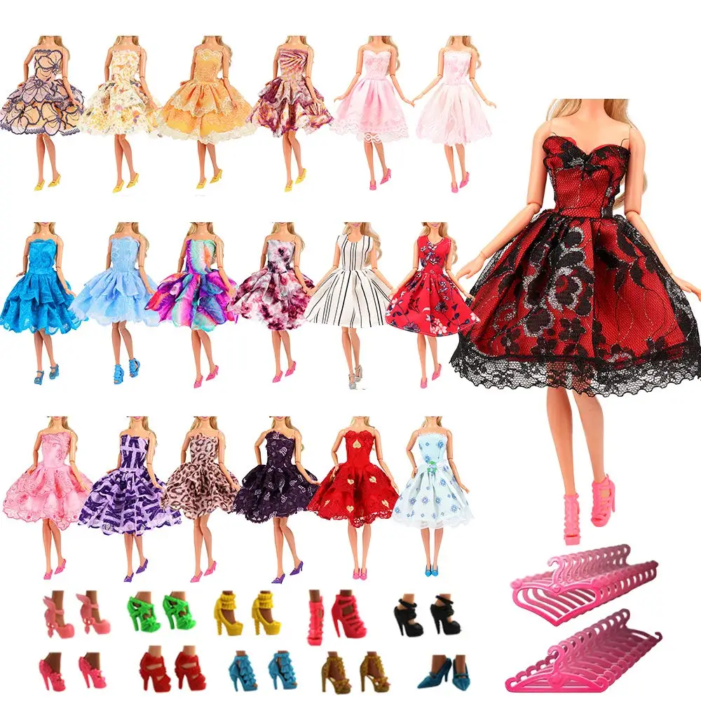 

Fashion Handmade 15 items/Lot Doll Accessories Kids Toys =5 Doll Dresses +5 Hangers +5 Shoes Random For Doll Dressing Game