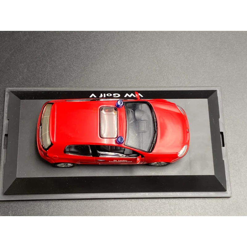 Schuco fundido a presión, escala 1:43, VW Golf, motor de bomberos de quinta generación, modelo de coche de aleación, juguete coleccionable, regalo, adorno de exhibición de recuerdo