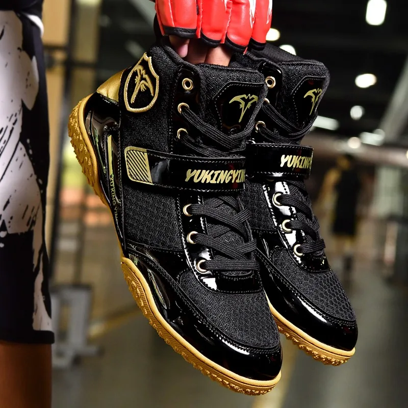 

2025 Новые роскошные спортивные боевые кроссовки для соревнований, удобные боксерские боевые ботинки, дизайнерские носимые борцовские кроссовки