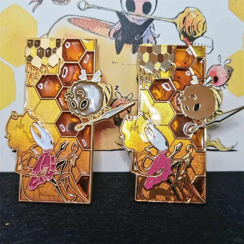 Hollow and This Knight Pin Set Hot Gmae Periphery Enamel Brooch Exquisite Cute Bumble Bee Lapel Badge Jewelry Party Gift