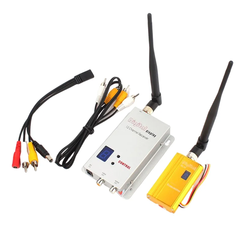 ไร้สายเครื่องส่งสัญญาณ FPV + ตัวรับสัญญาณ 1.2 Ghz 1500 MW 8CH AV Sender TV Audio Video Transmitter สําหรับ QAV250 250 FPV Quadcopter