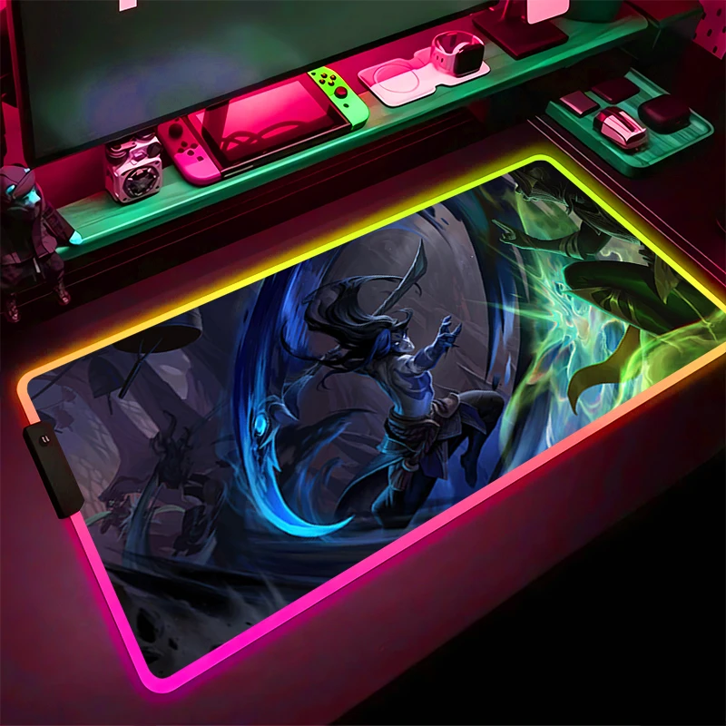 

RGB светодиодный коврик для мыши, коврик для клавиатуры ноутбука, нескользящий коврик для планшета в стиле аниме, аксессуары для ПК, коврик для мыши, игровой коврик L-league of Legends Kayn, настольный коврик