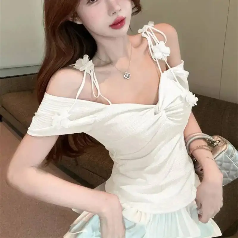 Schlankes weibliches Top, sexy Damen-T-Shirt, Alo-Trend-Kleidung, Pulovers, koreanische beliebte Kleidung, Yk-Bewertungen, viele hohe Qualität