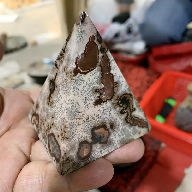 

Natural Picture Stone Pyramid Carvings Energy Room Ornaments Healing Fengshui Home Decoration Gift 1pcs