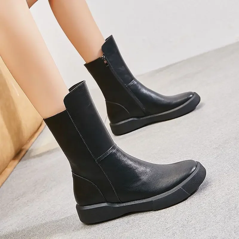 Ladies Mid Calf Shoes Leather Black Wedge Heel Flat Women\'s Half High Boots on Promotion Footwear Hot 2024 New Gothic Boot Trend