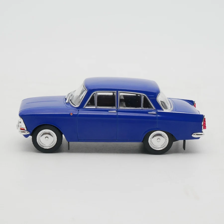 Ixo / Ist 1:43 Moskvich 408 Diecast Car Metal Toy Models